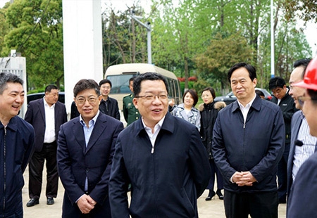  常州市长丁纯走访调研莱赛激光 